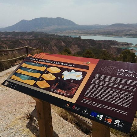 Apartamentos Rurales Mirador Del Negratin Cuevas del Campo 外观 照片